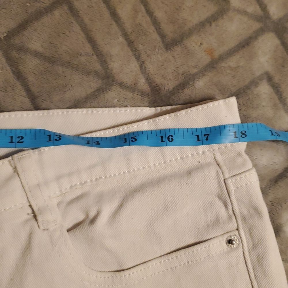 Joe's Jeans White Jean Shorts with Cuffed Hem - Picture 6 of 6